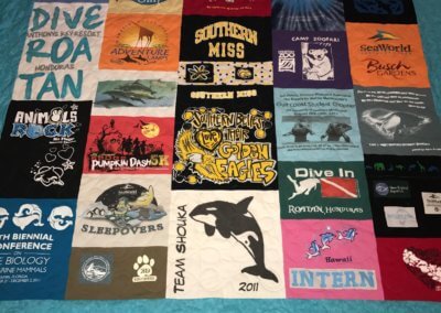 T-Shirt Quilt Images - Pictures of T-Shirt Quilts Gallery - T-Shirt Memory Quilts - Houston, TX